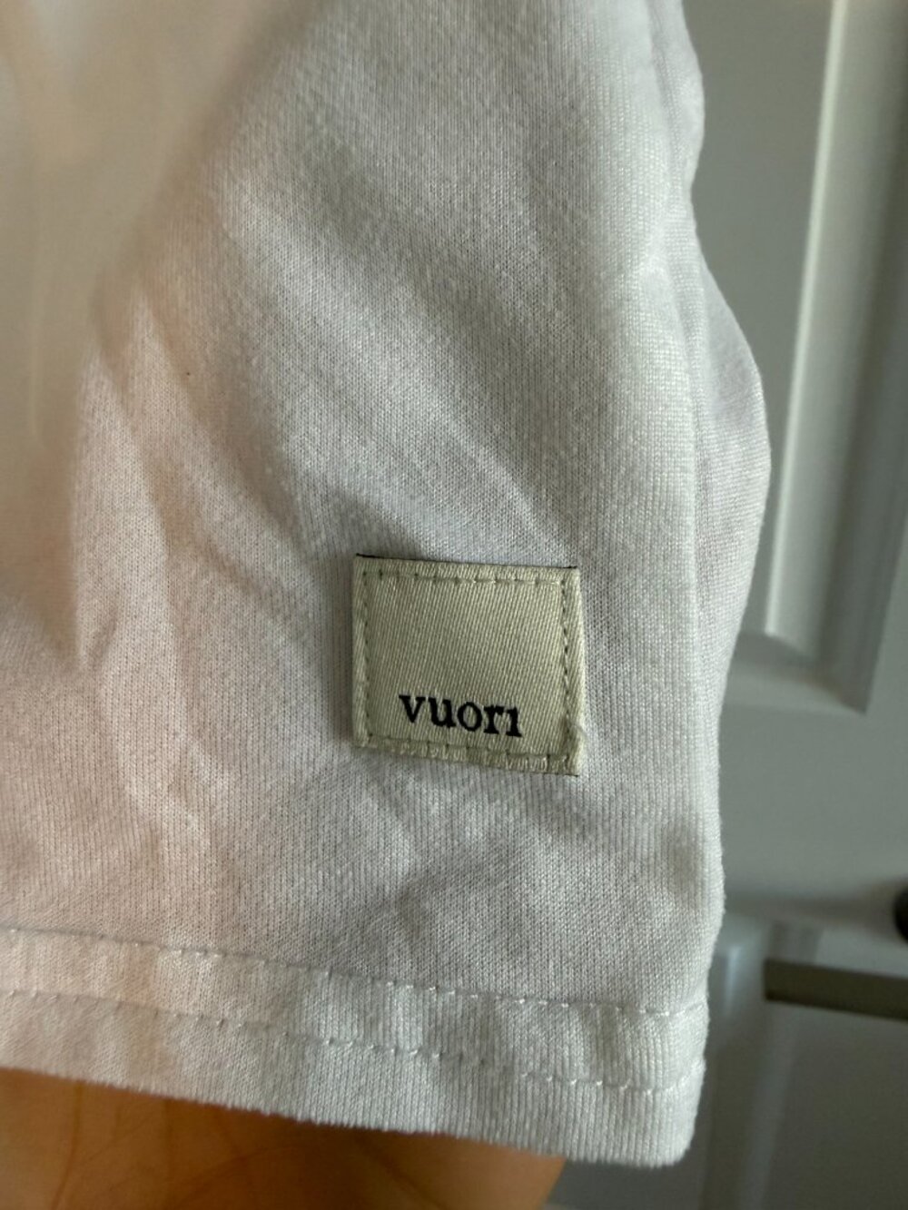 Vuori White Muscle Tank – Women's - Picture 4 of 4